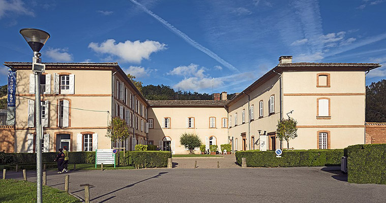 Clinique du Château de Vernhes, à Bondigoux - Crédit : CC Wikicommons/Didier Descouens